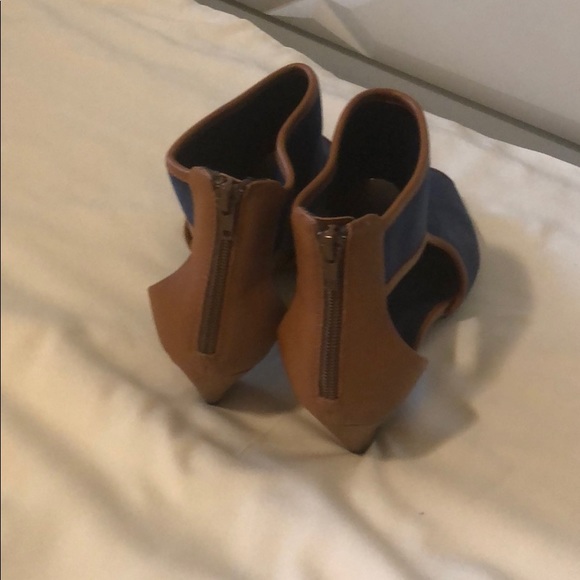 Booties - Picture 4 of 5